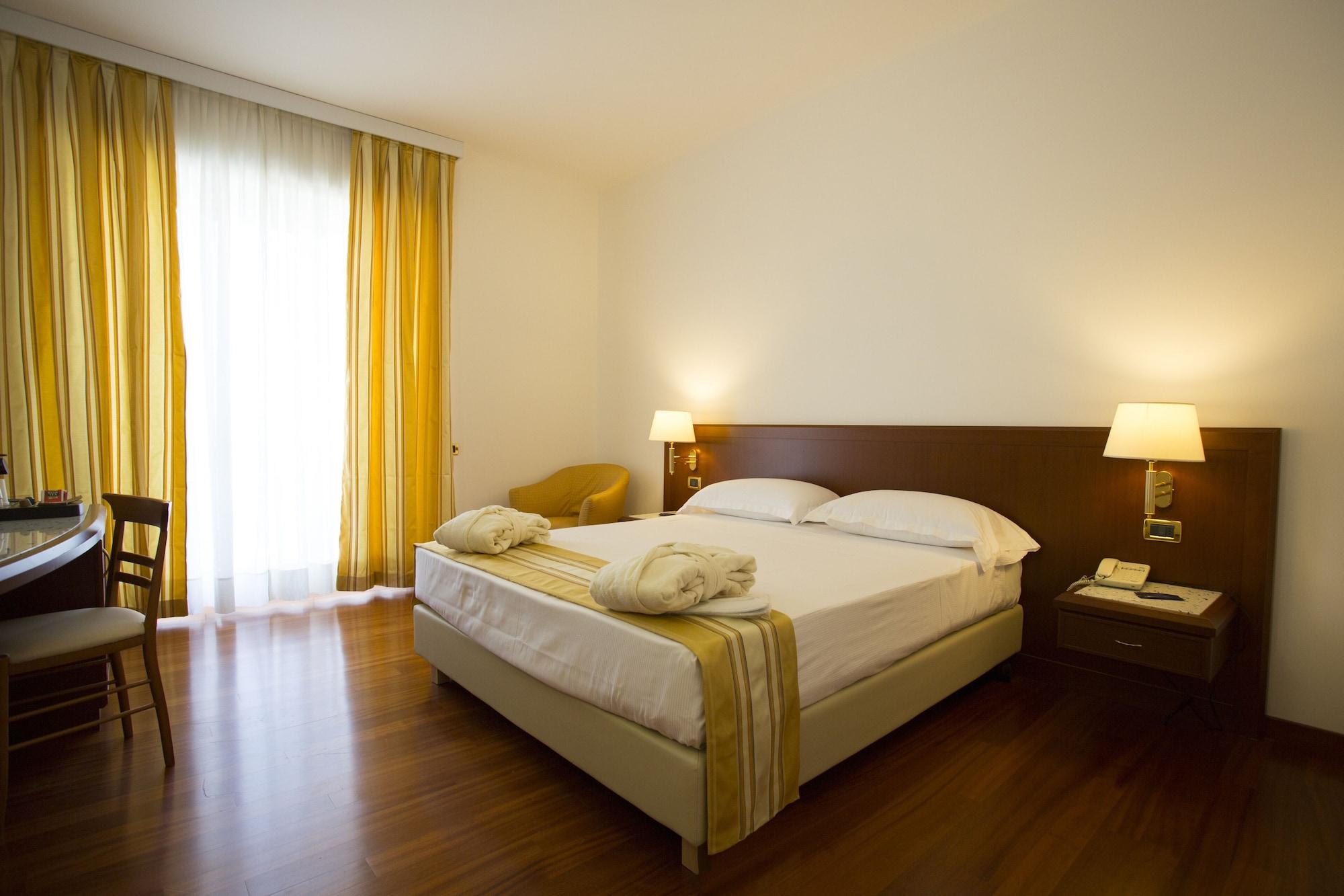 Hotel Europa Rende Ngoại thất bức ảnh