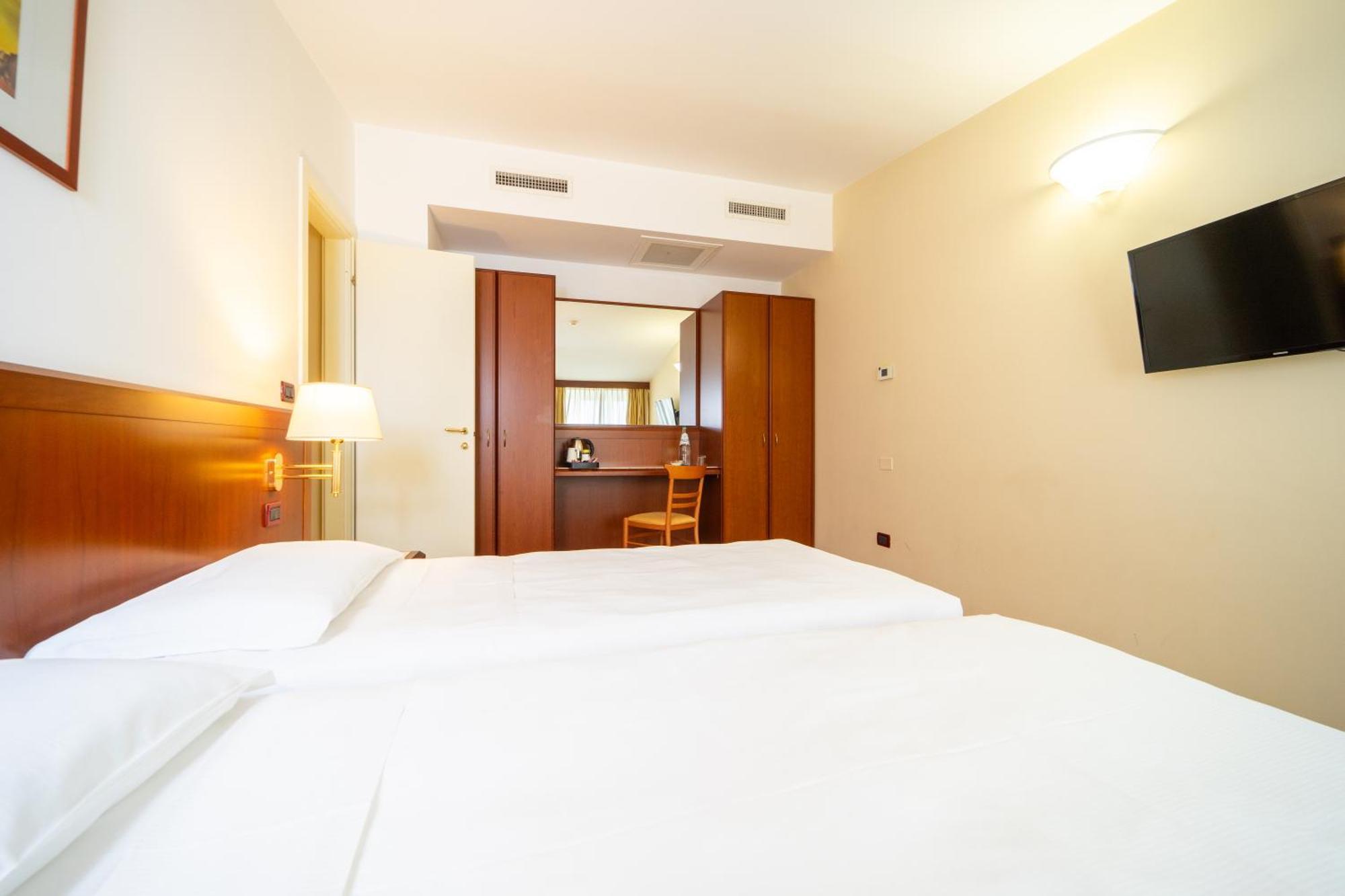 Hotel Europa Rende Ngoại thất bức ảnh
