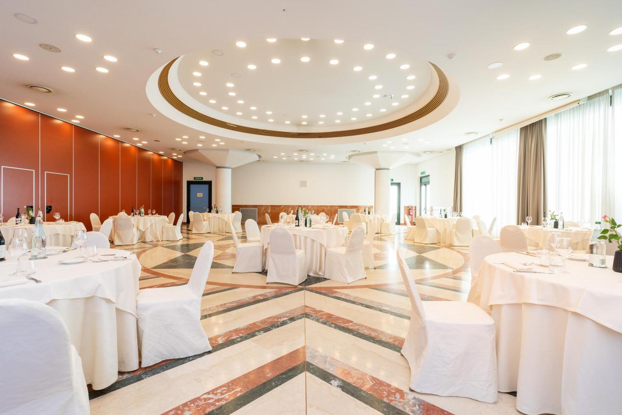 Hotel Europa Rende Ngoại thất bức ảnh